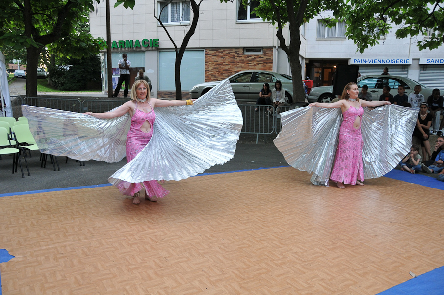 Maison de Quartier Champs Elysees Evry - Danse Orientale 067.jpg